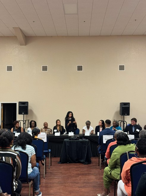 Dr. Tucker addressing questions during panel discussion